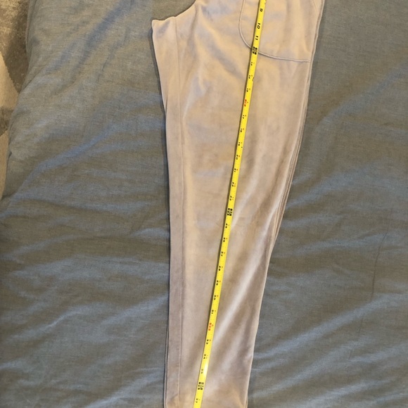 Velour joggers - Picture 9 of 9